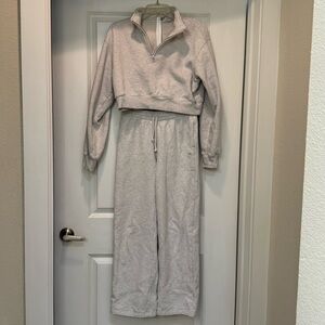 Aritzia Fleece Set